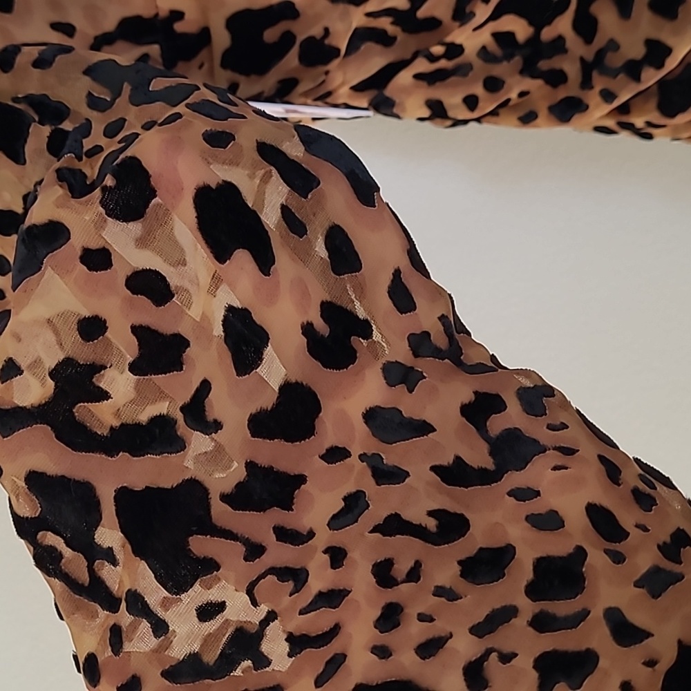 ASTR The Label Nikita Burnout Leopard Print Ruched Mini Dress Med NWT Mob Wife - Picture 8 of 14